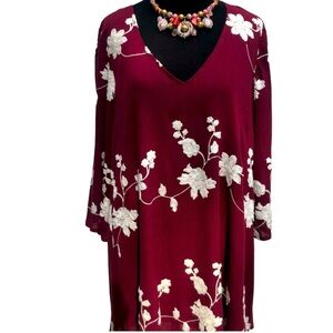 Stella laguna beach burgundy with appliqué. Size S